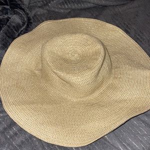 Floppy brim straw hat